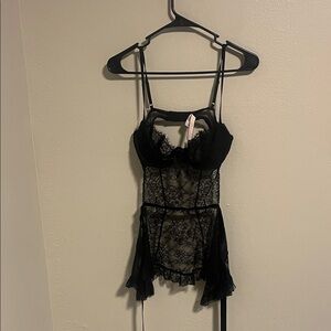 Victoria’s Secret-“Apron” Chemise EUC-Medium